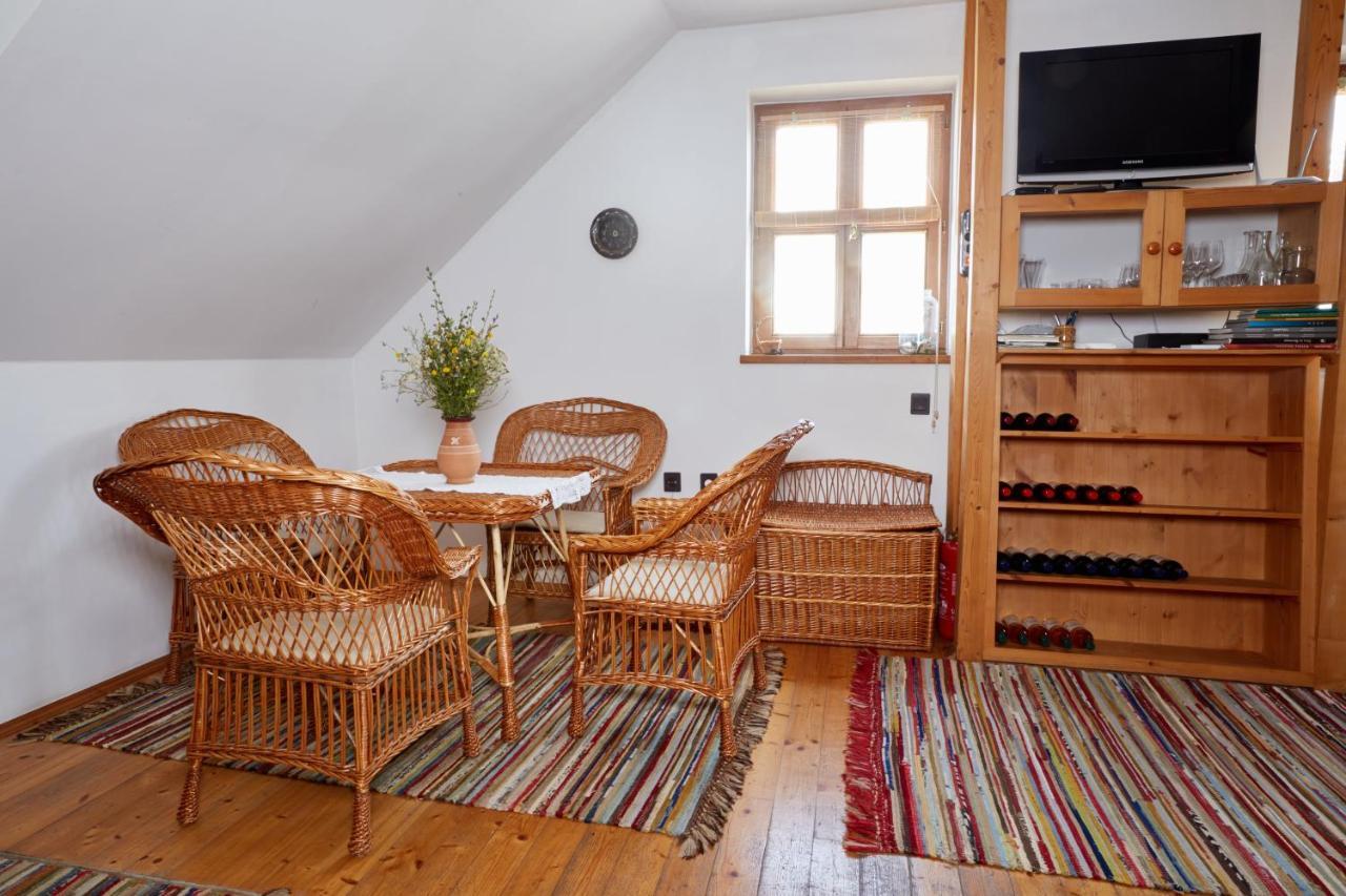 Troszt Pince Apartment Villány